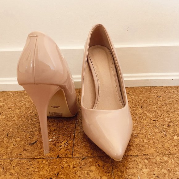 Nude Stiletto Pumps - Picture 3 of 6